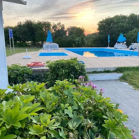 Angelos מלון דירות *