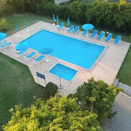 Angelos Aparthotel 3*