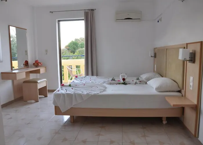 Aparthotel Angelos 3*