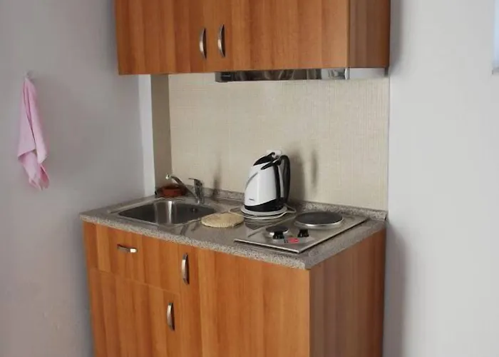 Angelos Apartmanhotel 3*